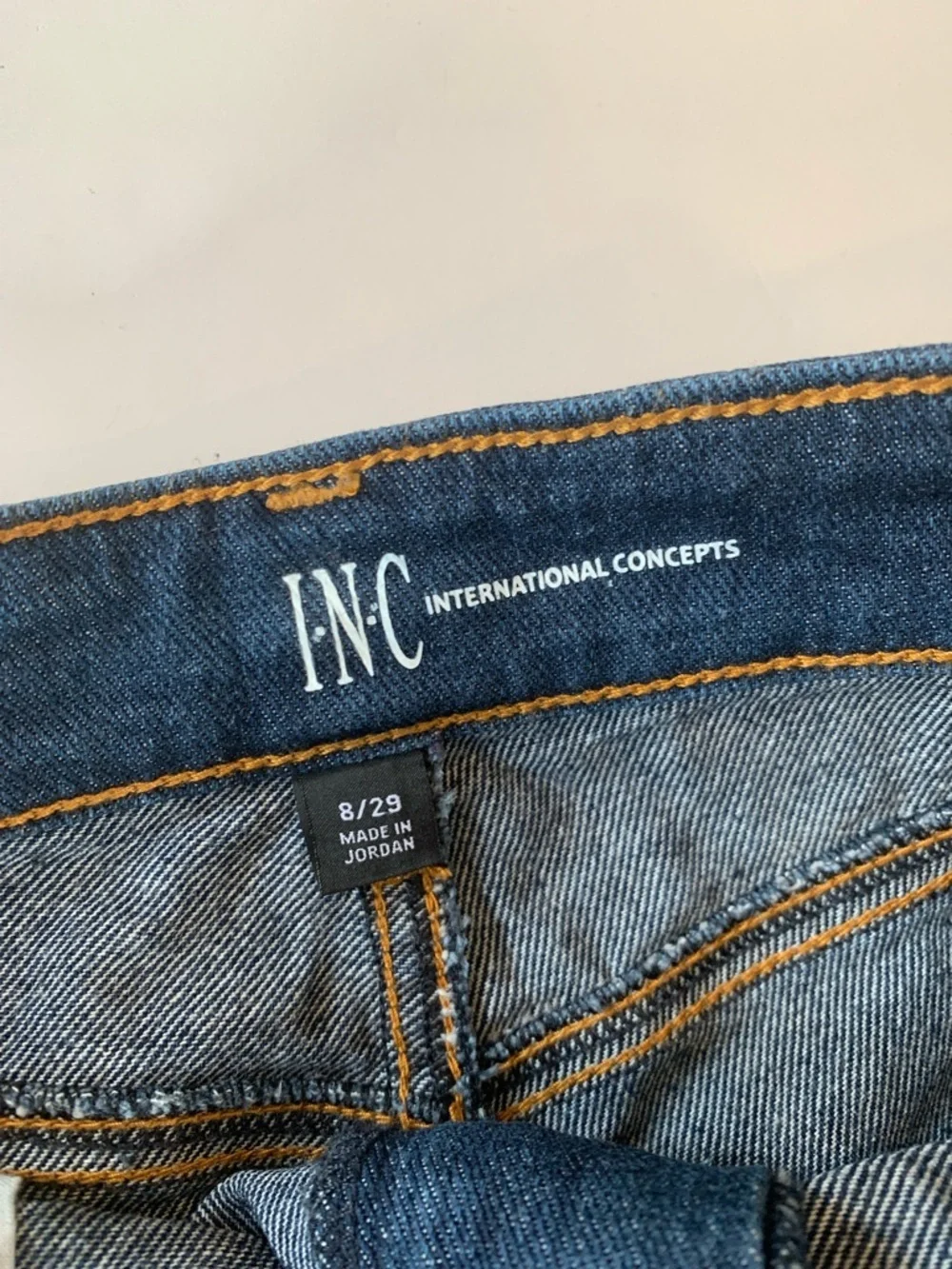 I.N.C. International Concepts Women’s Size 8 Dark Wash Tapered Barrel Jeans